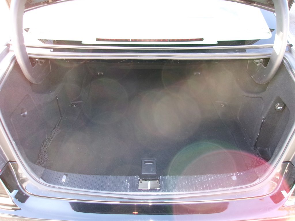 2014 Mercedes-Benz E-Class Image 48