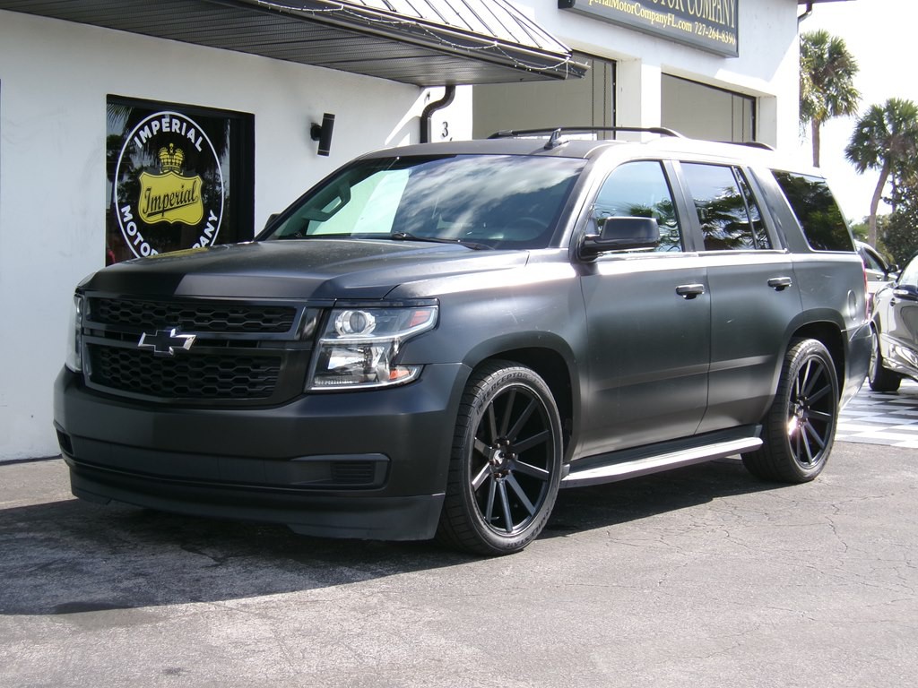2017 Chevrolet Tahoe Image 2