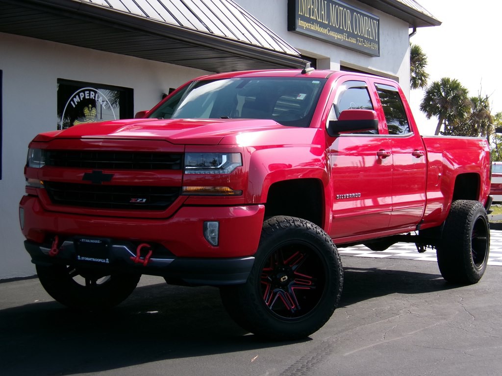 2017 Chevrolet Silverado 1500 Image 1