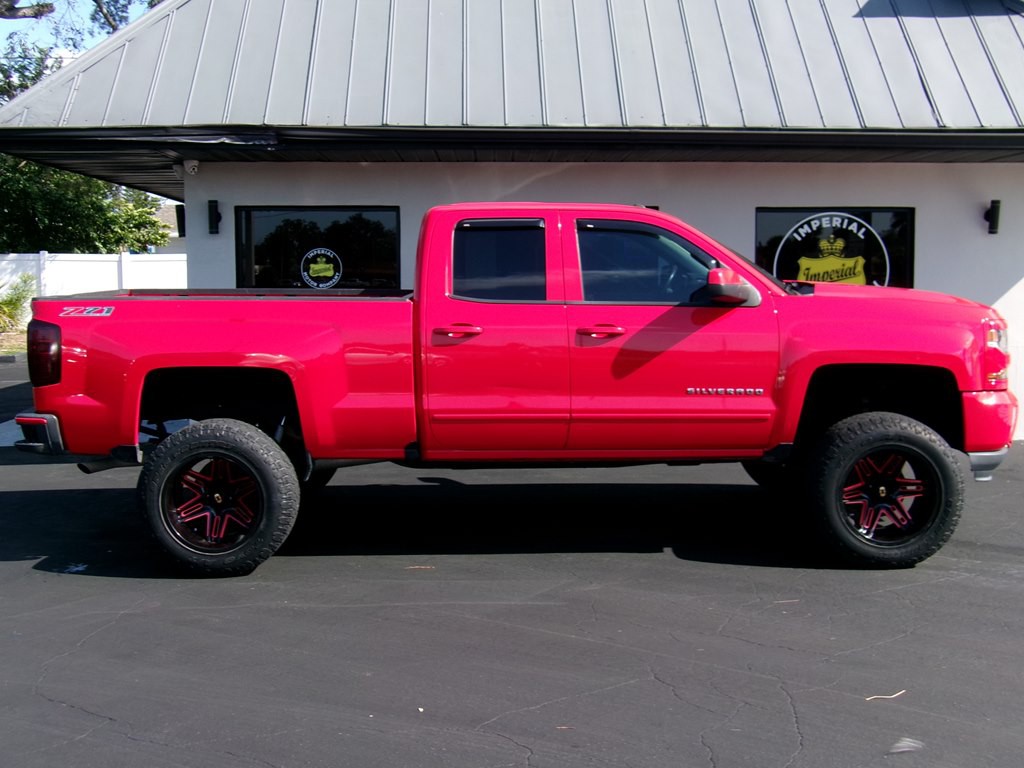 2017 Chevrolet Silverado 1500 Image 12