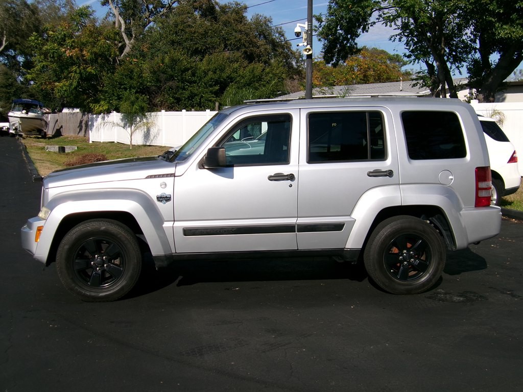 2012 Jeep Liberty Image 27