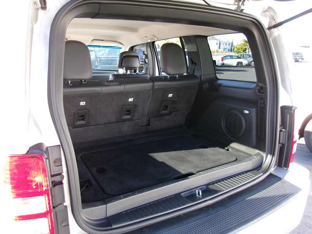 2012 Jeep Liberty Image 40