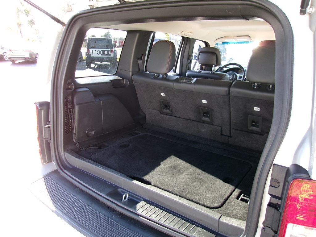 2012 Jeep Liberty Image 42