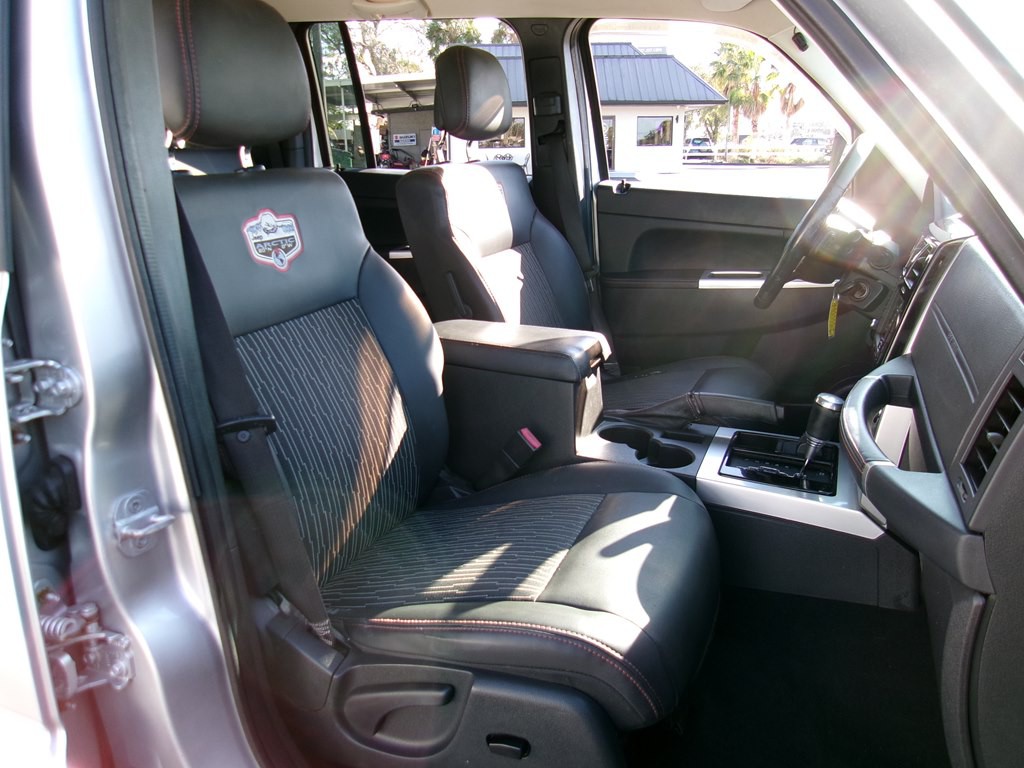 2012 Jeep Liberty Image 55