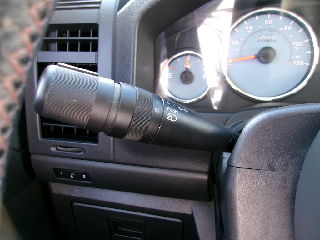 2012 Jeep Liberty Image 77