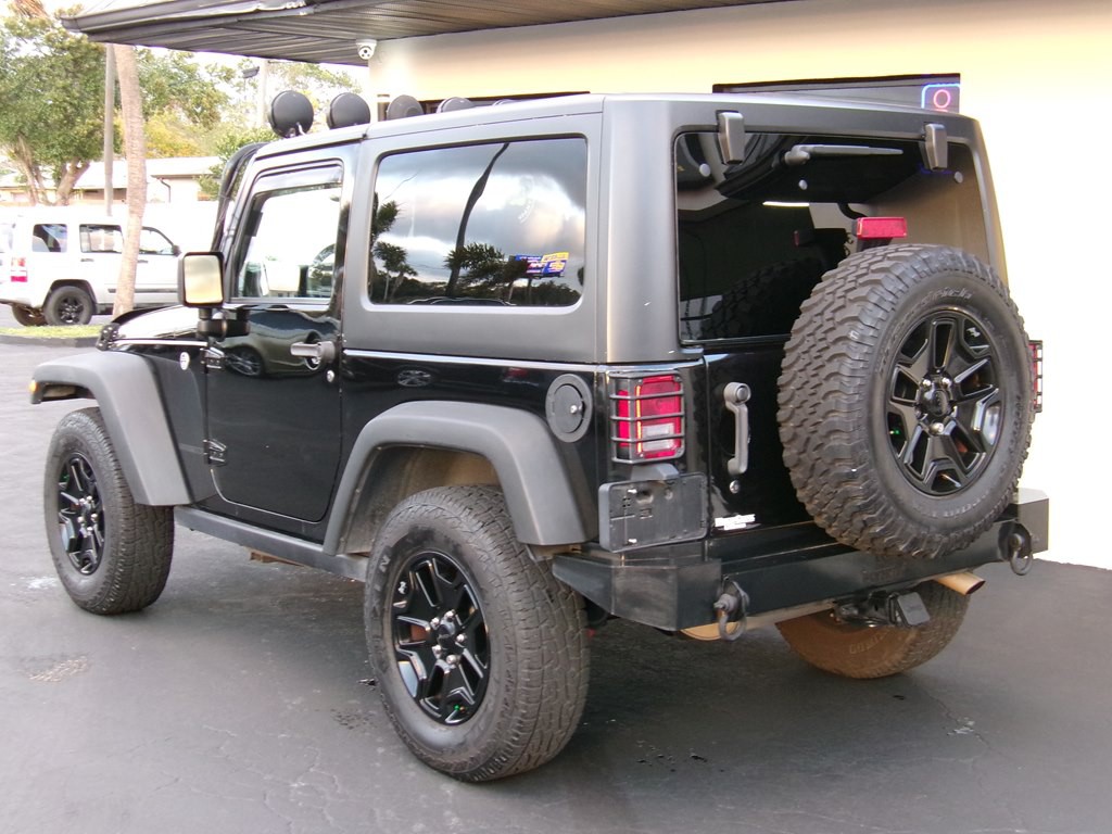 2016 Jeep Wrangler Image 22