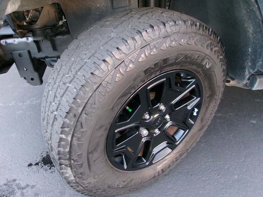 2016 Jeep Wrangler Image 30