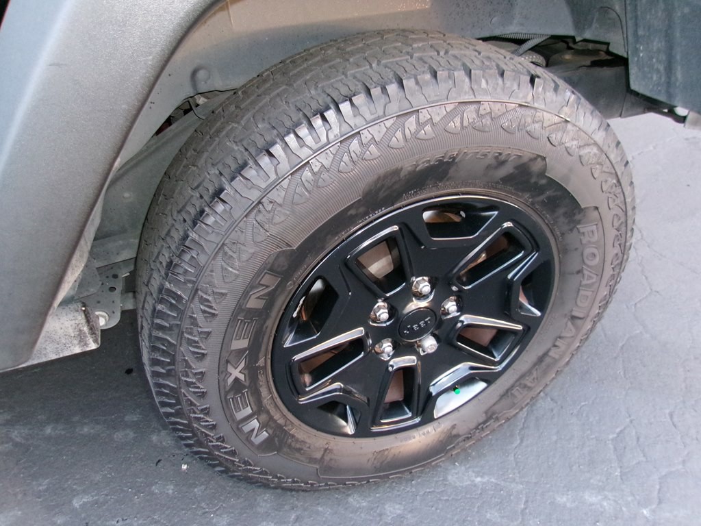 2016 Jeep Wrangler Image 31