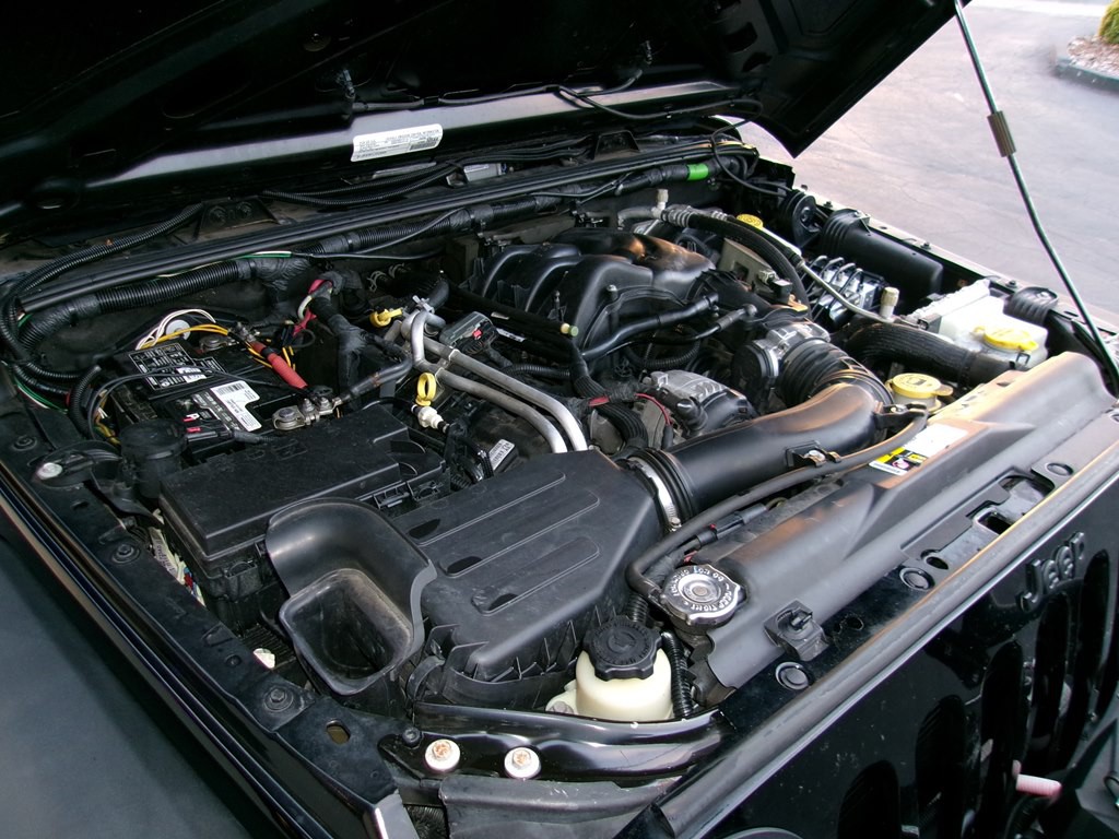 2016 Jeep Wrangler Image 35