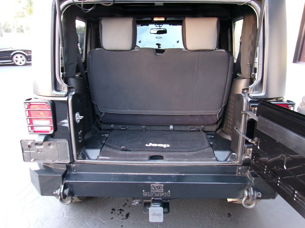 2016 Jeep Wrangler Image 44