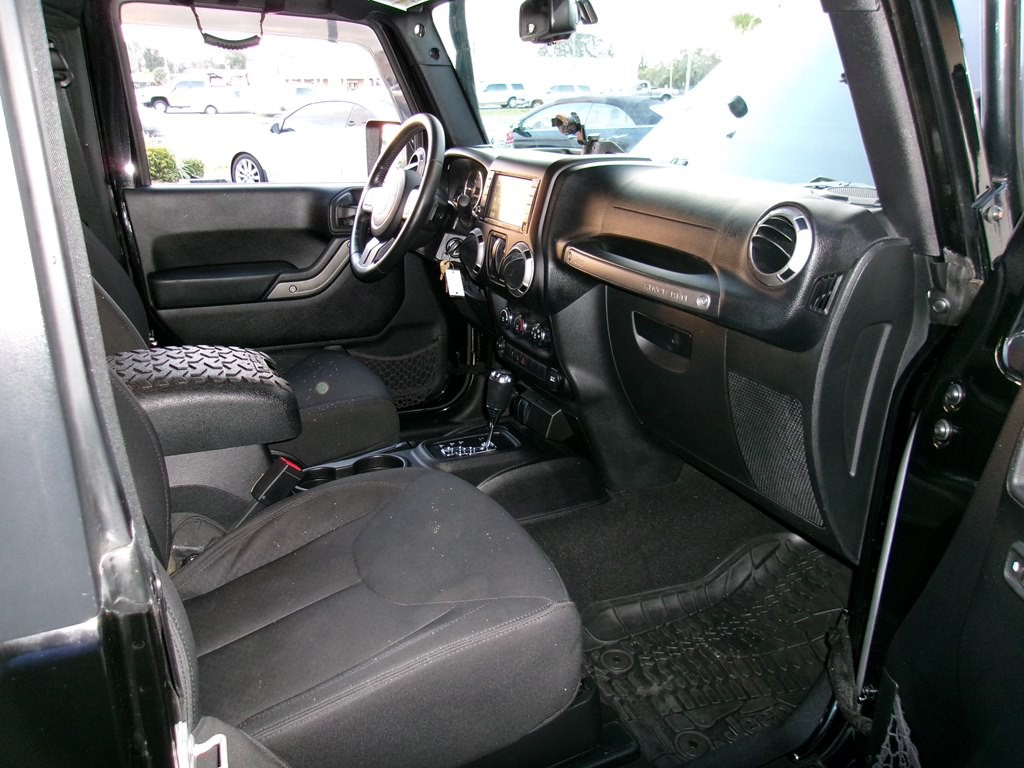 2016 Jeep Wrangler Image 50