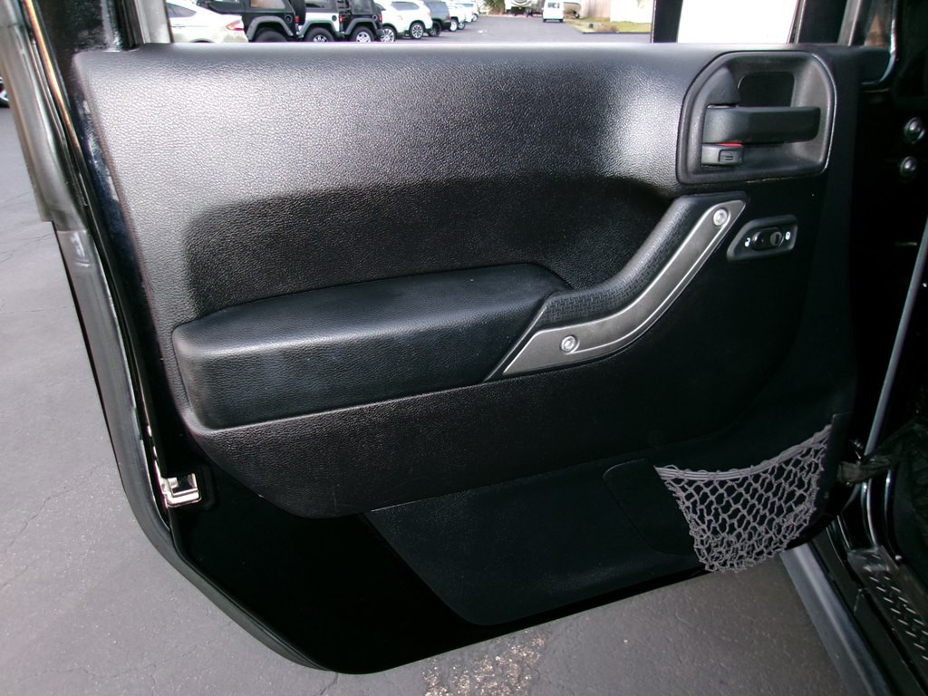 2016 Jeep Wrangler Image 52