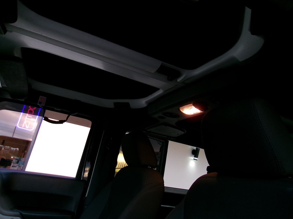 2016 Jeep Wrangler Image 57