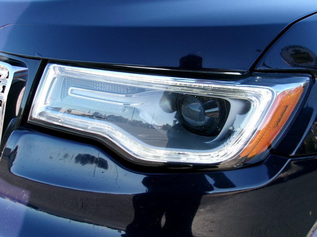 2017 Jeep Grand Cherokee Image 36