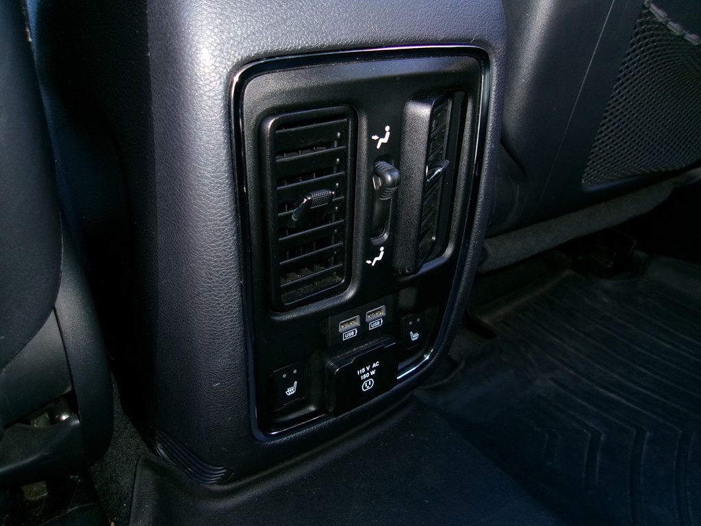 2017 Jeep Grand Cherokee Image 52