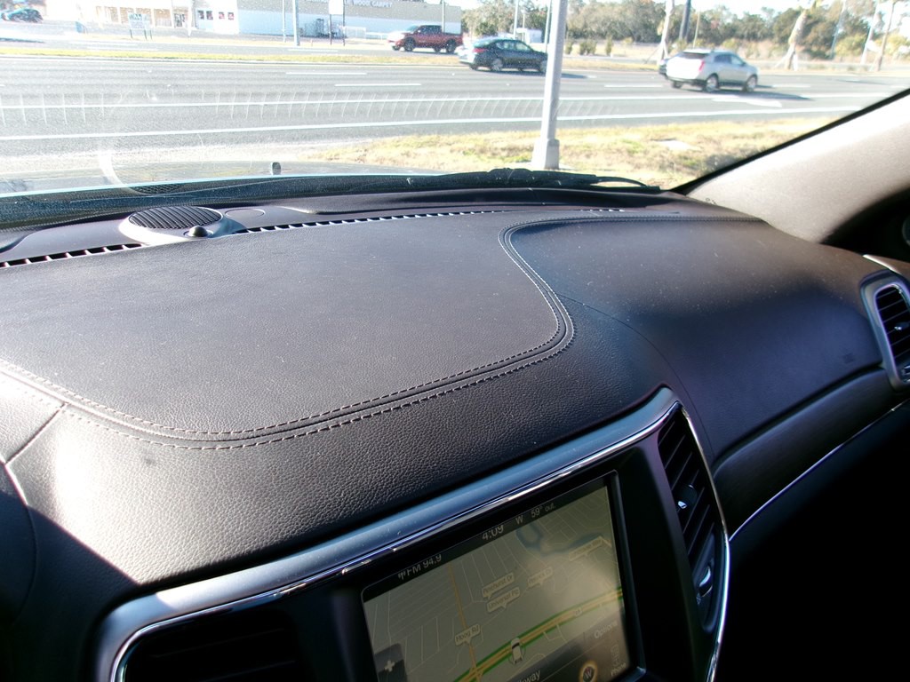 2017 Jeep Grand Cherokee Image 71