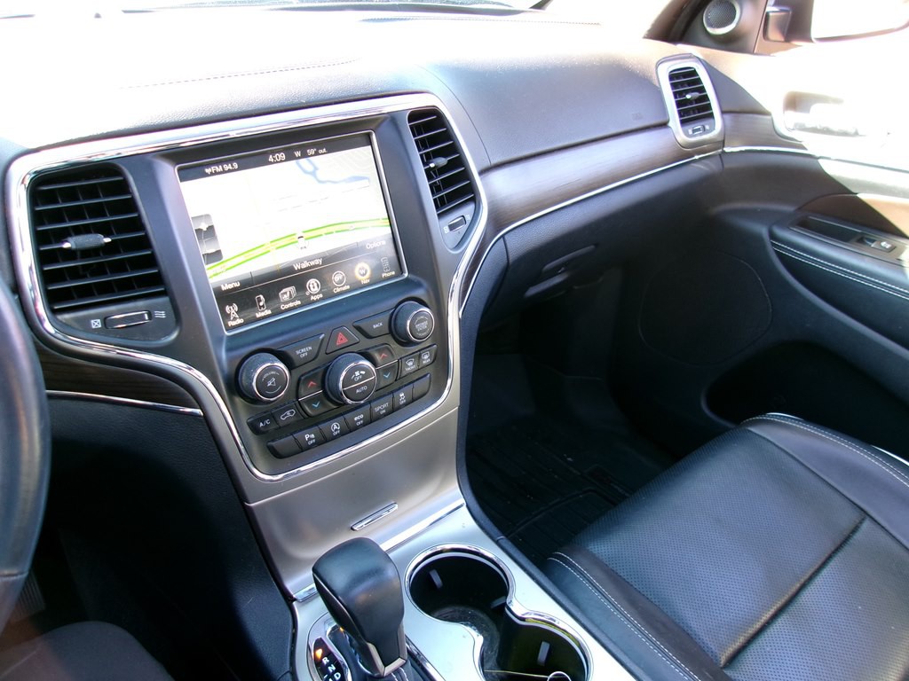 2017 Jeep Grand Cherokee Image 82