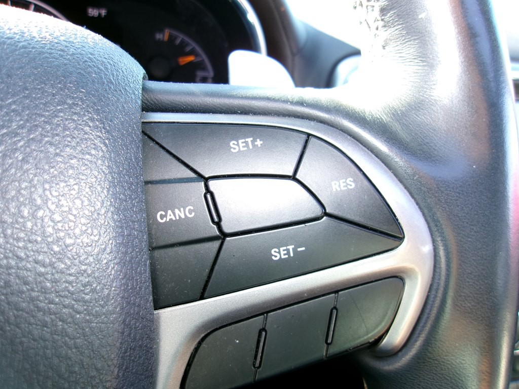 2017 Jeep Grand Cherokee Image 88