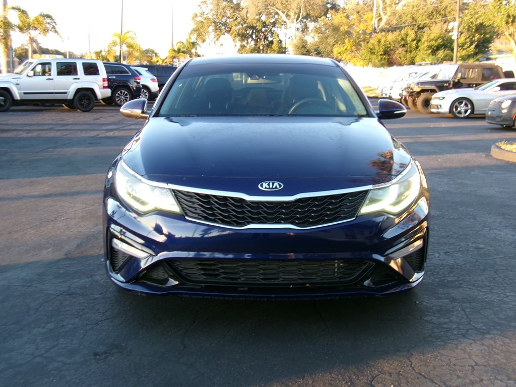 2019 Kia Optima Image 2