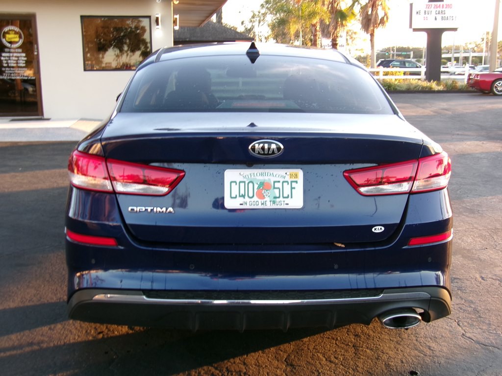 2019 Kia Optima Image 6