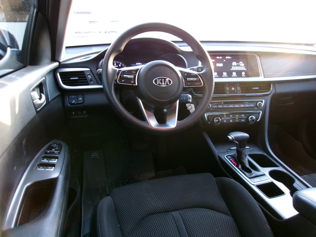 2019 Kia Optima Image 12