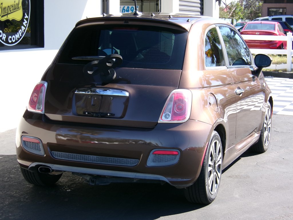 2012 FIAT 500 Image 18
