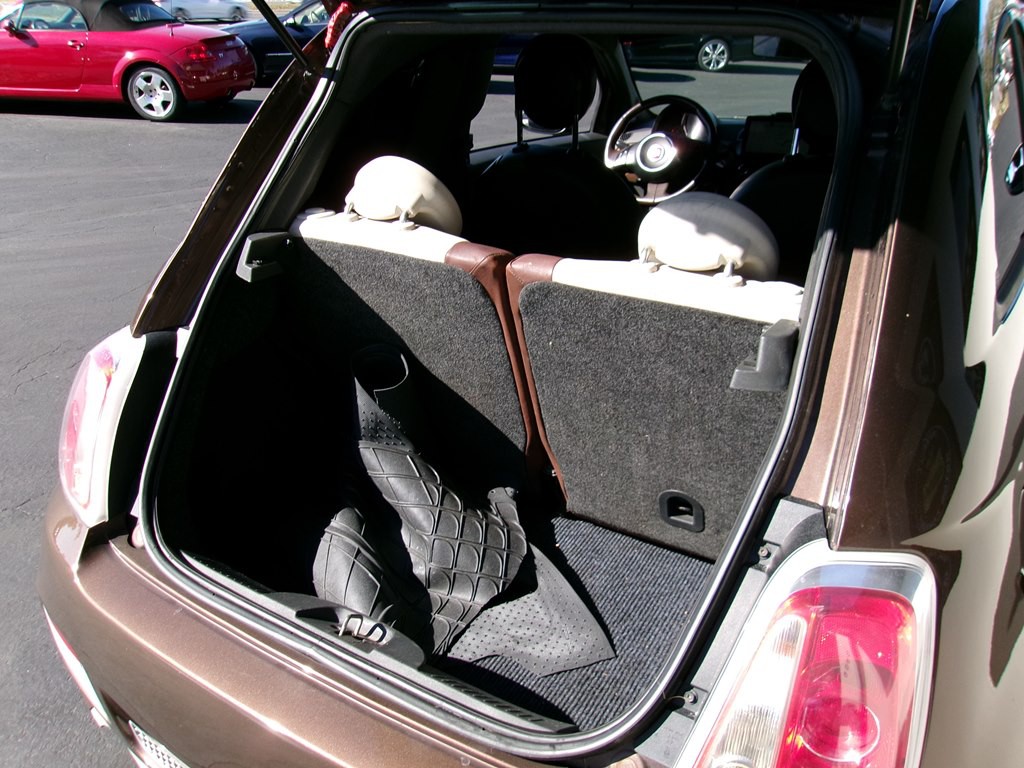 2012 FIAT 500 Image 42