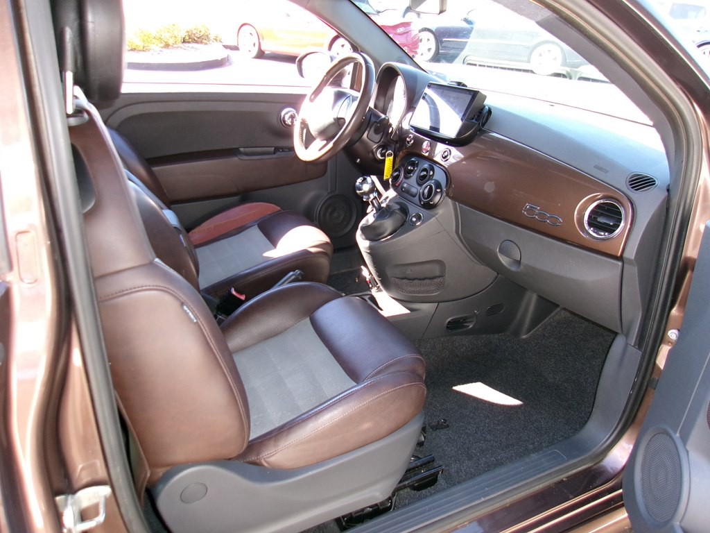 2012 FIAT 500 Image 47