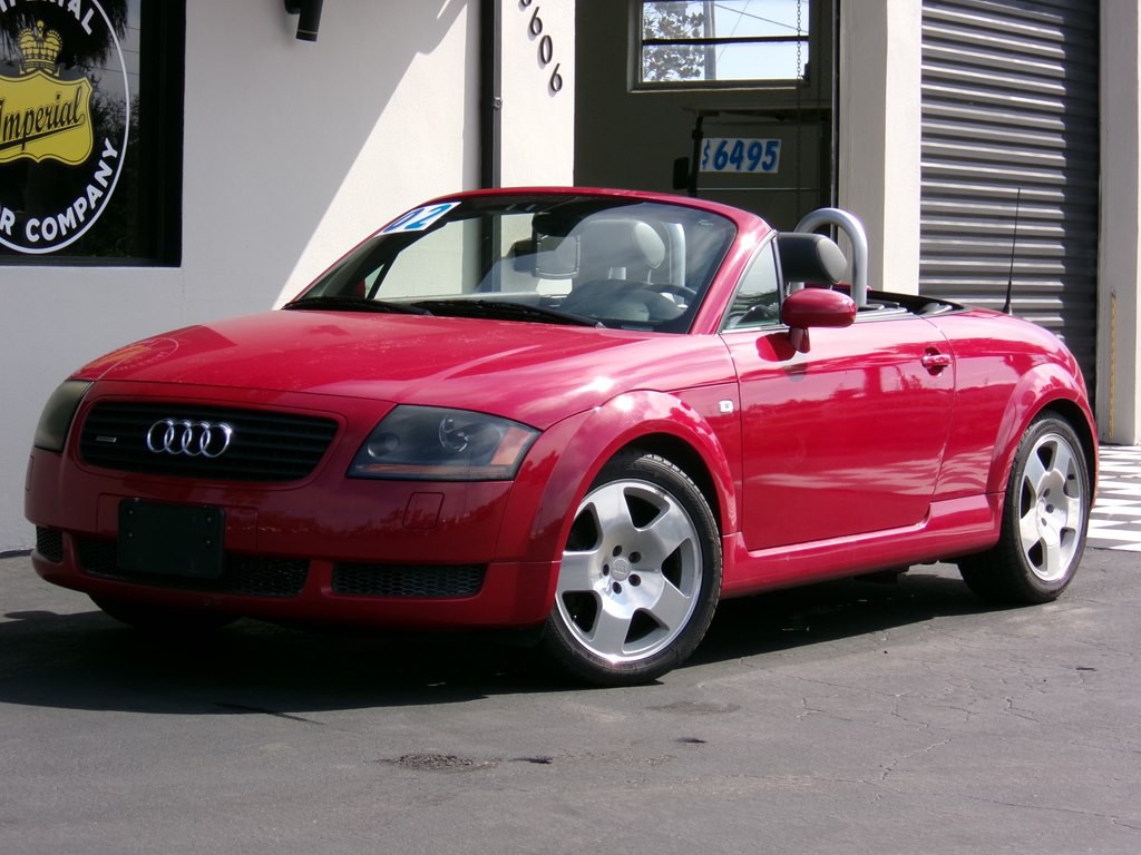 2002 Audi TT Image 1