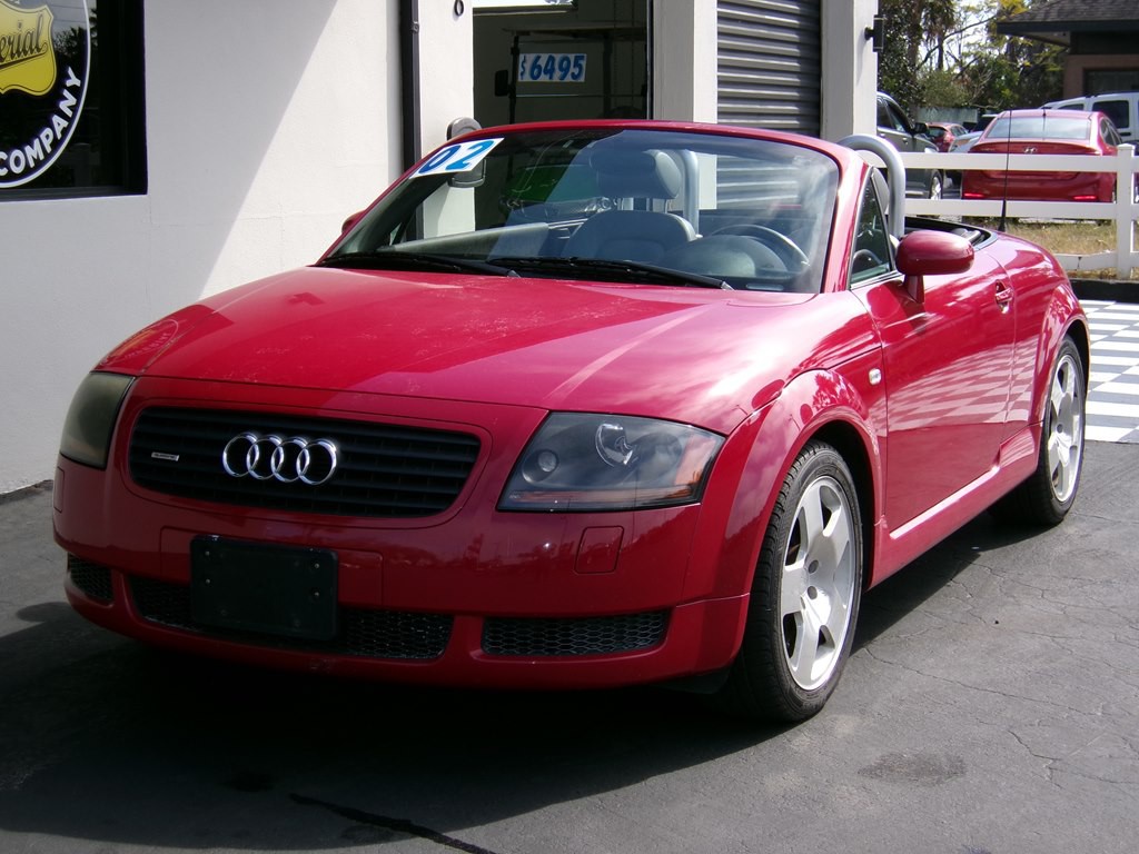 2002 Audi TT Image 4
