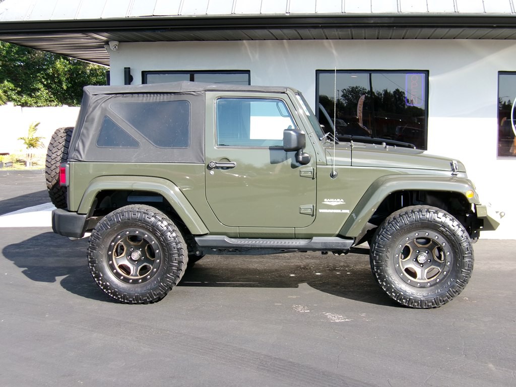 2015 Jeep Wrangler Image 10