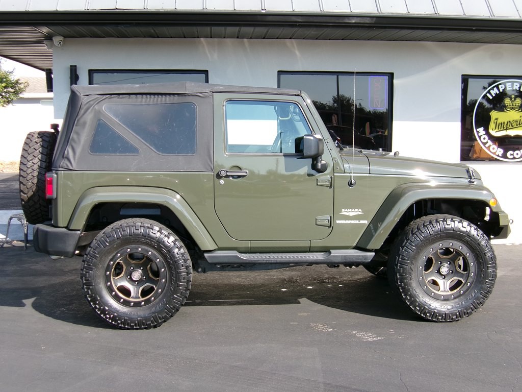 2015 Jeep Wrangler Image 11