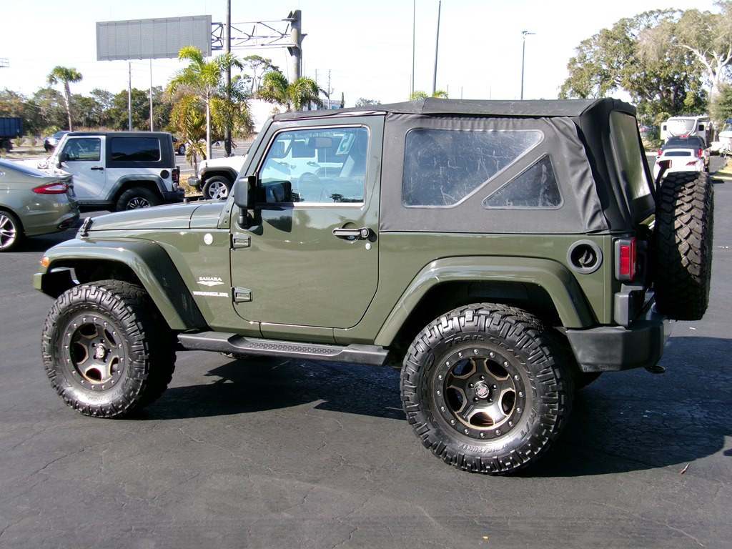 2015 Jeep Wrangler Image 23