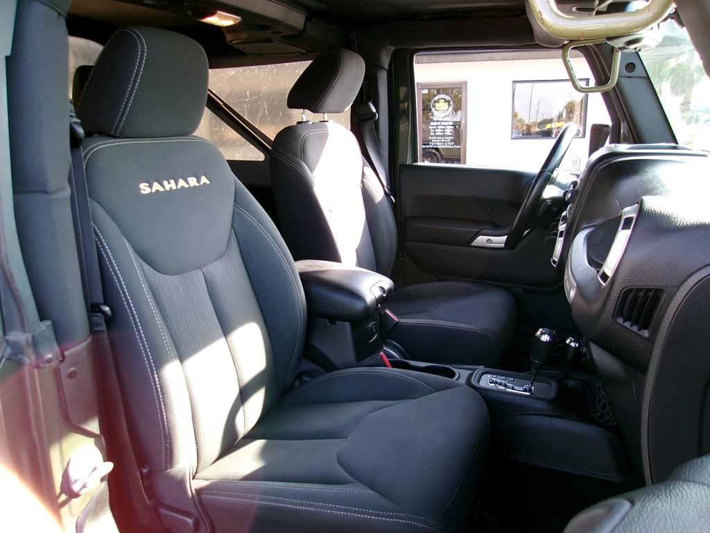 2015 Jeep Wrangler Image 49