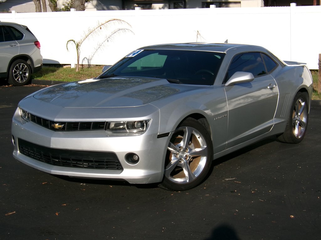 2014 Chevrolet Camaro Image 2