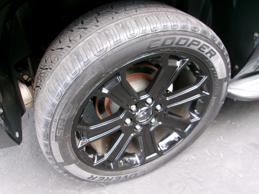 2012 Cadillac Escalade Image 37