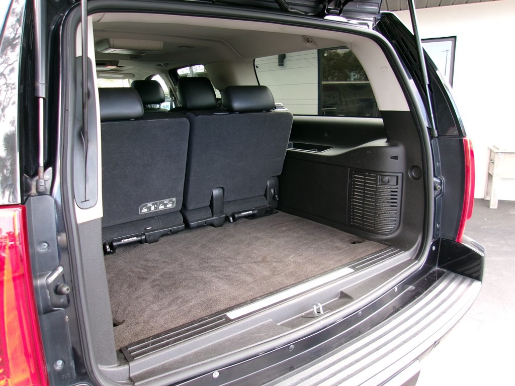 2012 Cadillac Escalade Image 45