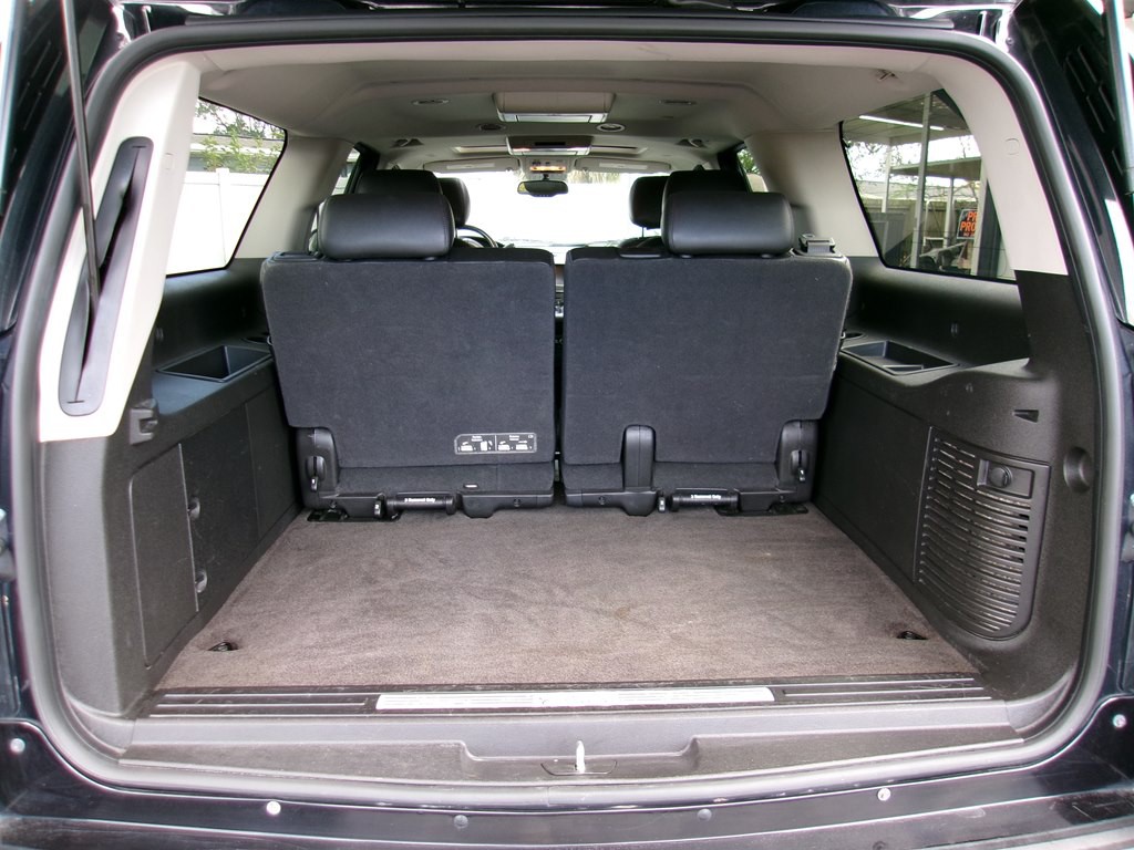 2012 Cadillac Escalade Image 46