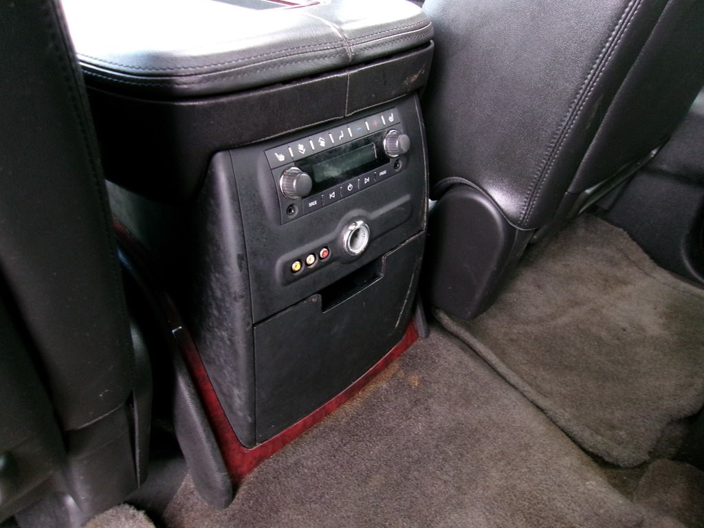 2012 Cadillac Escalade Image 56