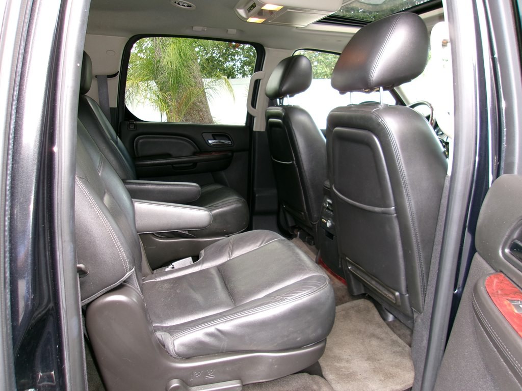 2012 Cadillac Escalade Image 58