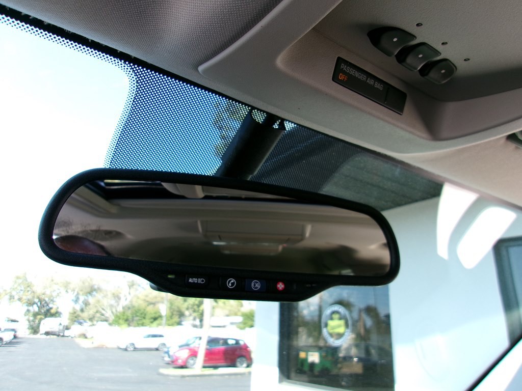 2012 Cadillac Escalade Image 78