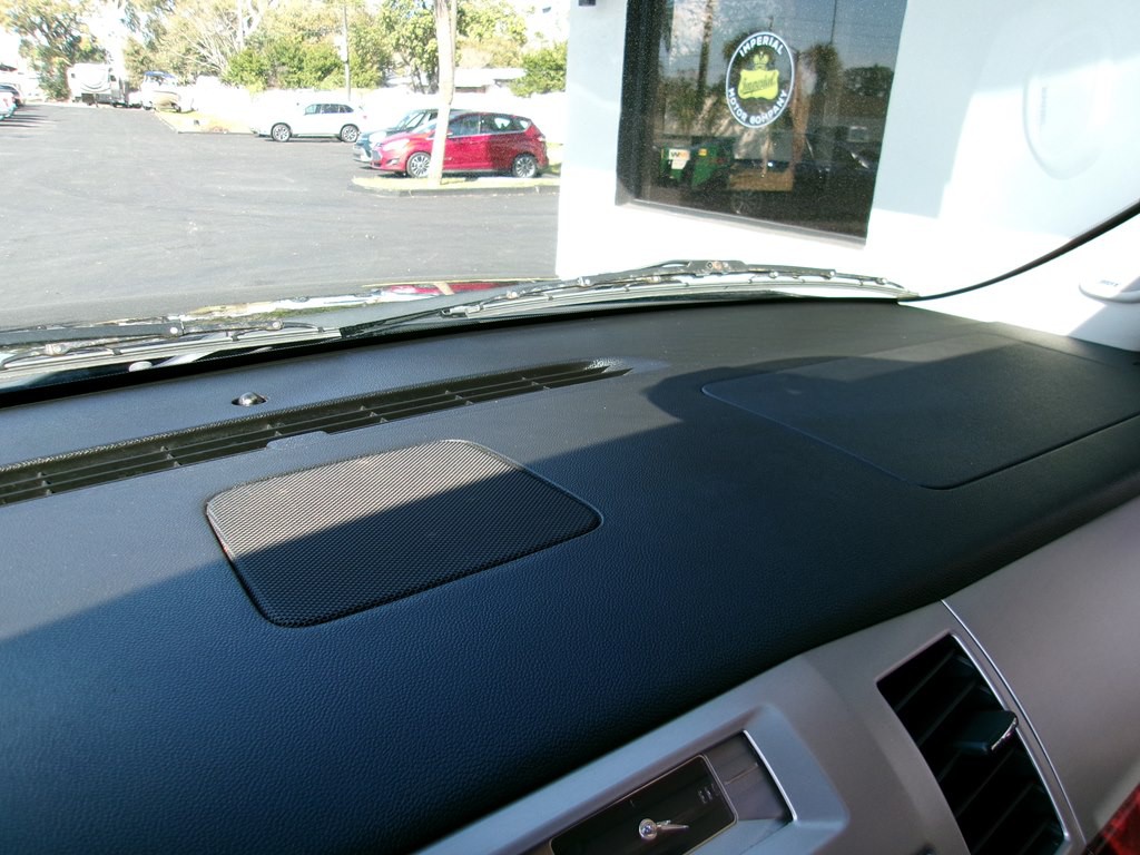 2012 Cadillac Escalade Image 79