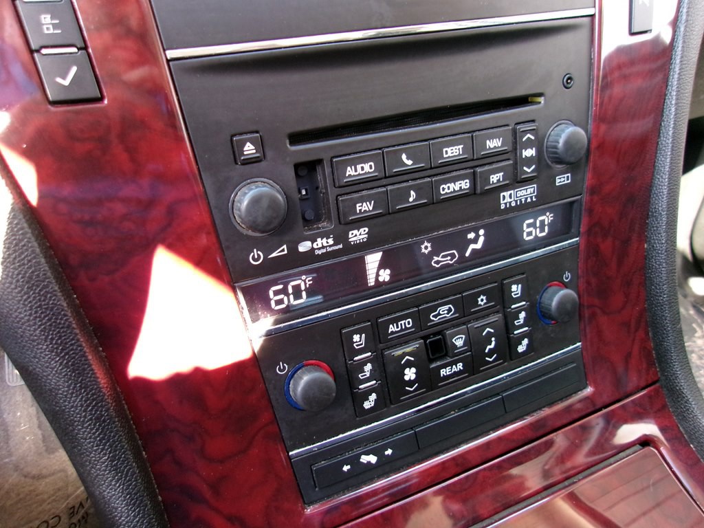 2012 Cadillac Escalade Image 87