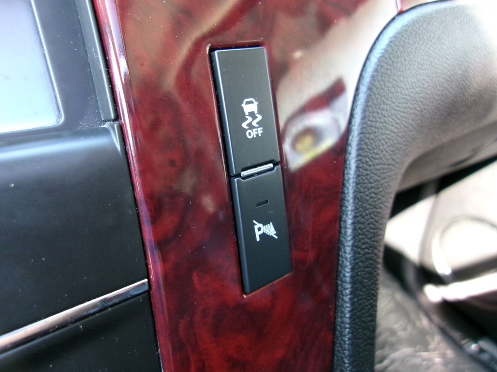 2012 Cadillac Escalade Image 88