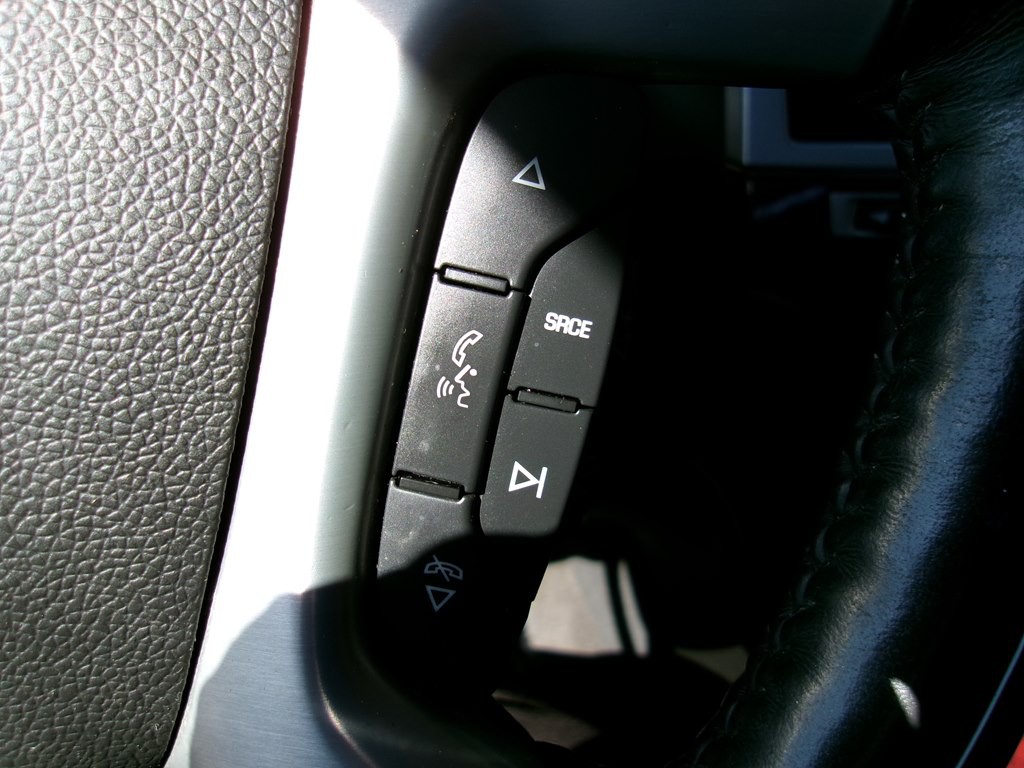 2012 Cadillac Escalade Image 98