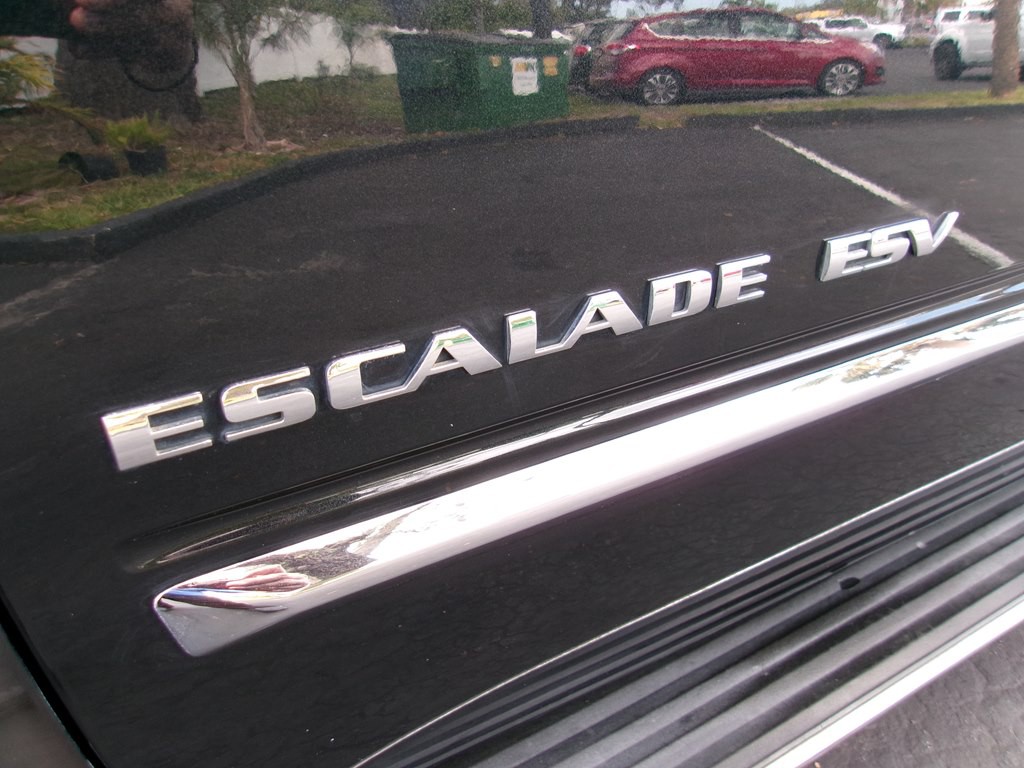 2012 Cadillac Escalade Image 103
