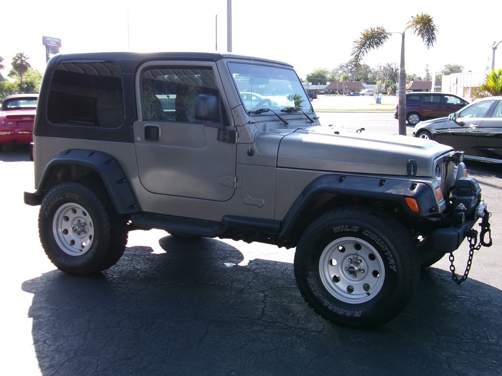 2005 Jeep Wrangler Image 9