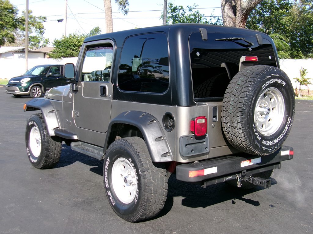 2005 Jeep Wrangler Image 19