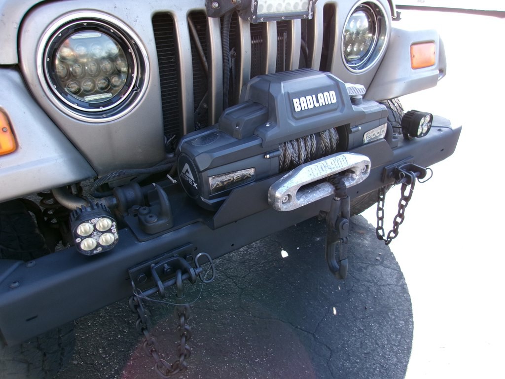 2005 Jeep Wrangler Image 32
