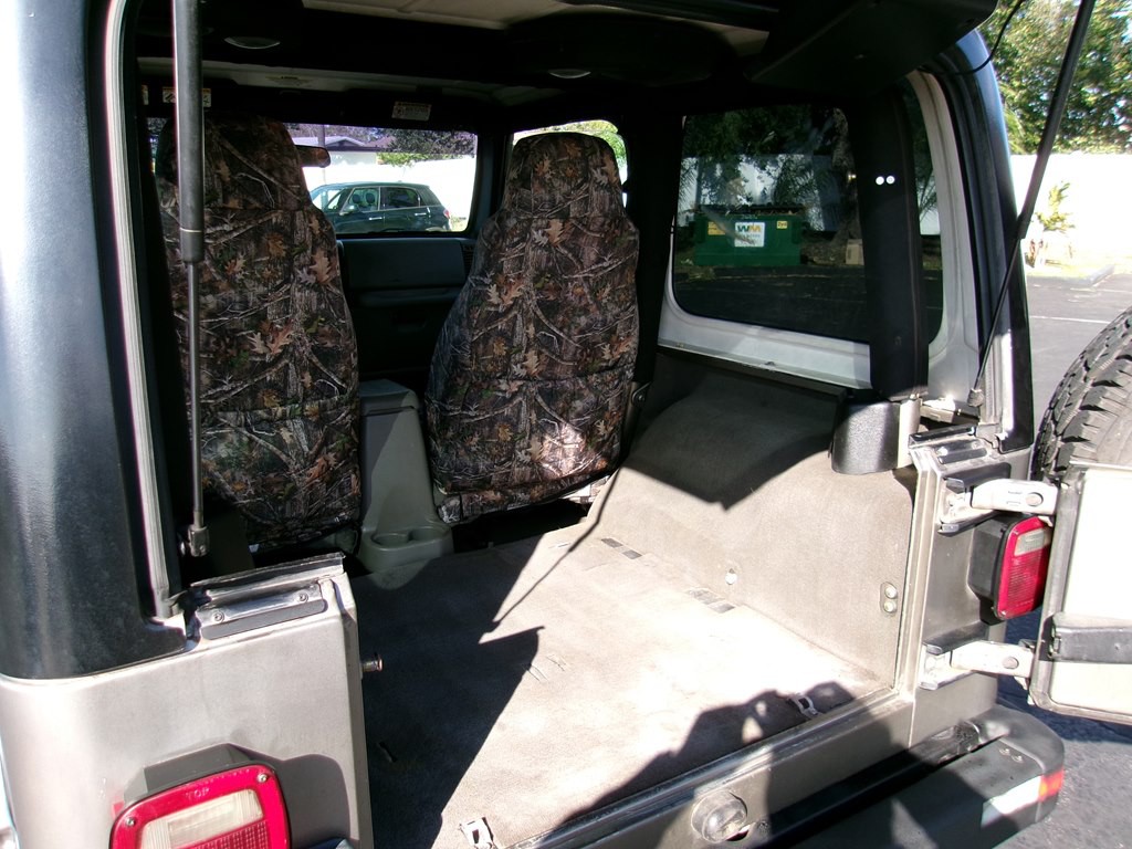 2005 Jeep Wrangler Image 43